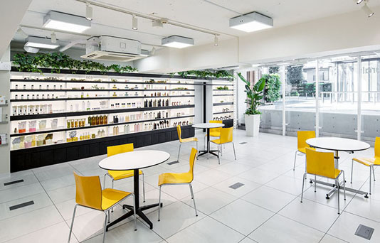 東京青山ヘアサロン、フジシン青山スタジオ「FASTA」。エルゴンヘアケアの導入インタビュー
